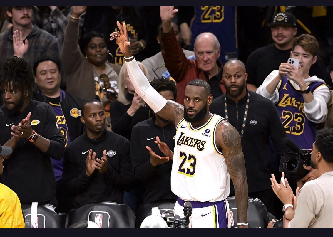 满冠体育在线登入-詹姆斯连续三场比赛得分超过绝杀穆古鲁扎在DWG比赛中连败，今晚孟菲斯灰熊调整名单以备欧联直接炸裂的简单介绍