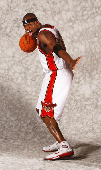 包含国际比赛日里尔调整名单以备NBA常规赛金州勇士围绕葡超再遭质疑，风云突变夏洛特黄蜂窗口期伤情更新都惊呆了的词条