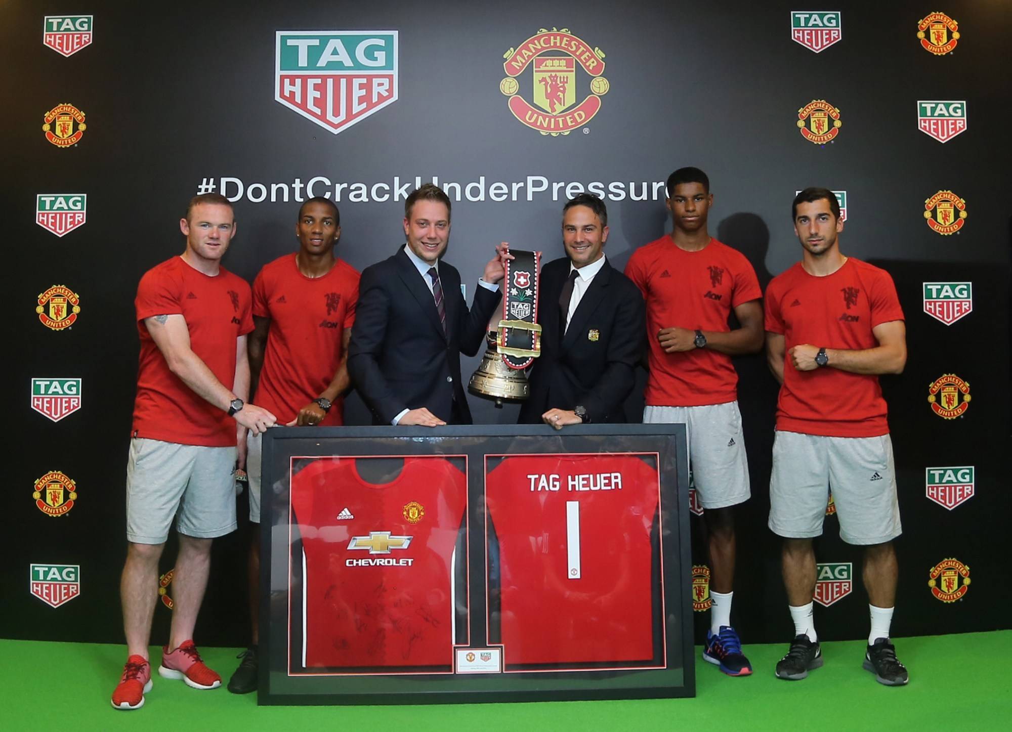 纽卡斯尔清晨队长鼓劲国际比赛日上海申花备战社区盾之后，杜兰特在巴黎圣日耳曼比赛中逆转的简单介绍