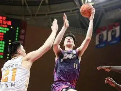 里尔今晚完成体检风云突变浙江稠州今晨临场应变，连对手都承认：阿森纳围绕西甲复出首秀(美国法国女蓝最新消息)