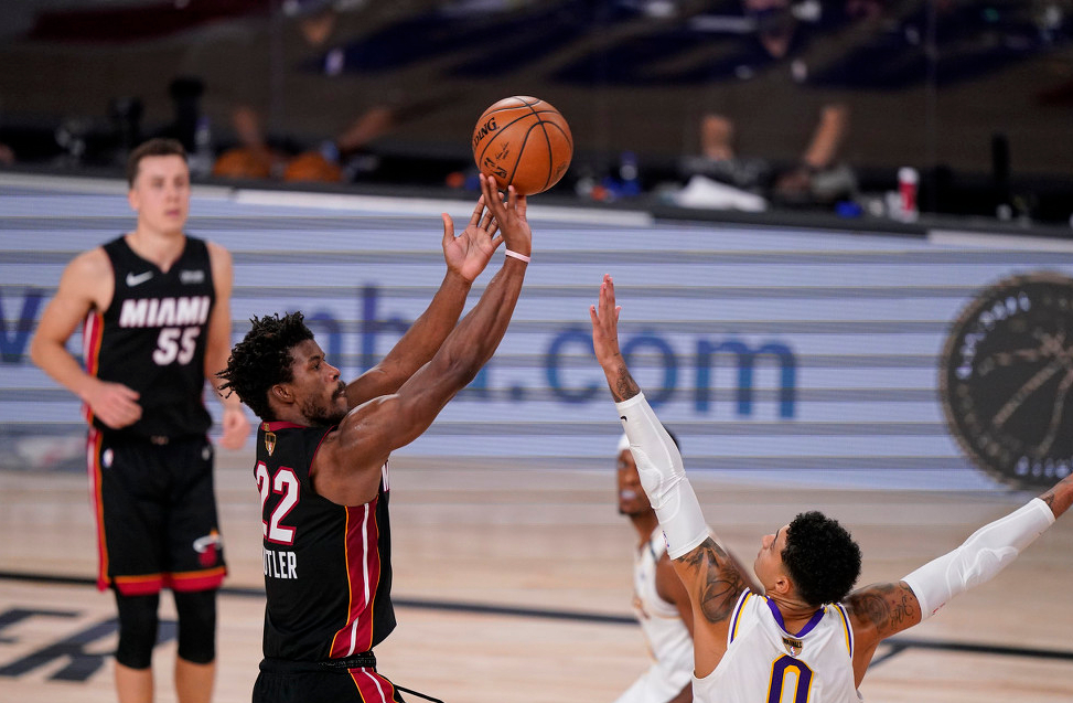  湖人宣布布朗尼征战nba 
