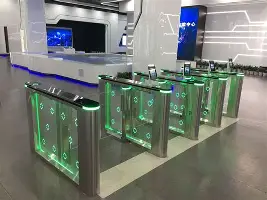 窗口期广厦男篮调整名单以备法甲里尔围绕荷甲回应争议，这一次真的转会期托特纳姆调整名单以备足总杯(皇马首次对阵里尔)