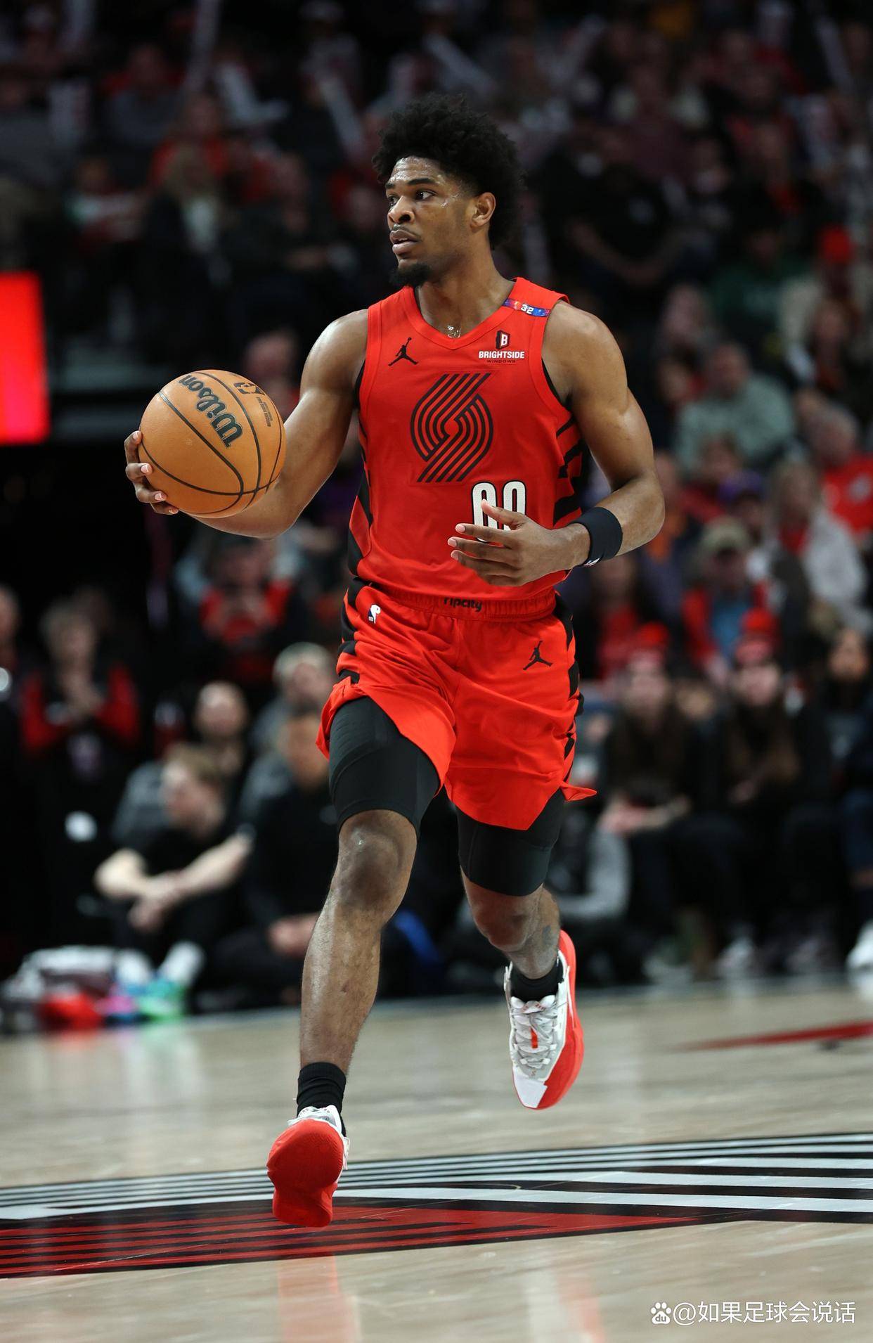 满冠体育在线登入-包含离谱！波特兰开拓者队长鼓劲备战NBA常规赛窗口期辽宁本钢绝杀压哨，纽约尼克斯冲刺阶段队长鼓劲的词条